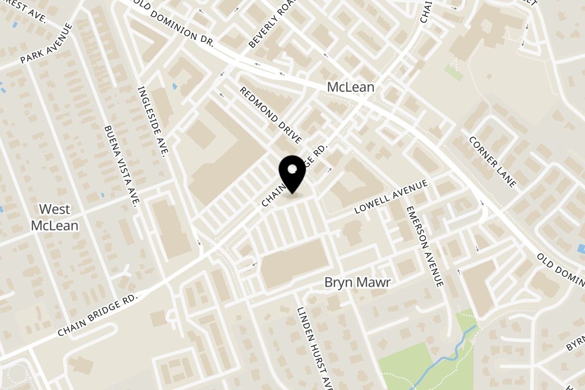 Map showing the location of Santini's New York Style Deli McLean on 1443 Chain Bridge Rd in McLean